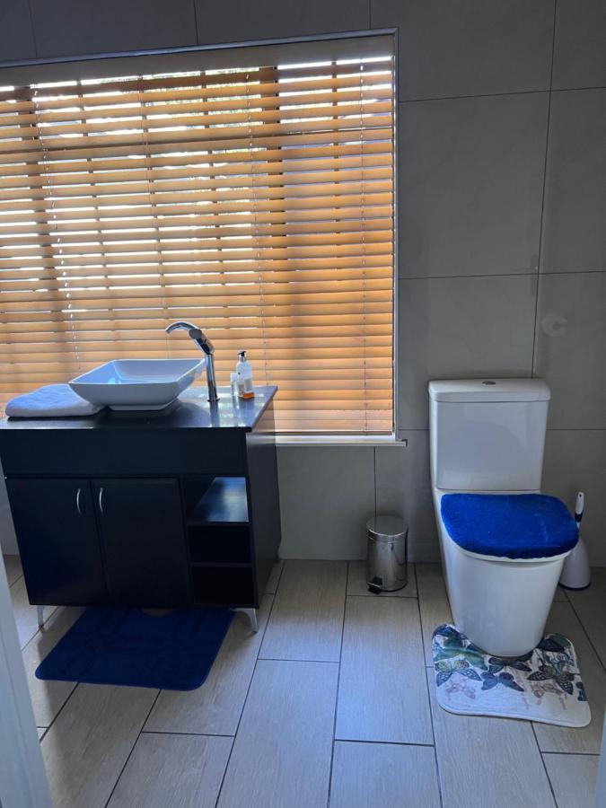 2 Op Terblanche Guesthouse 복스버그 외부 사진