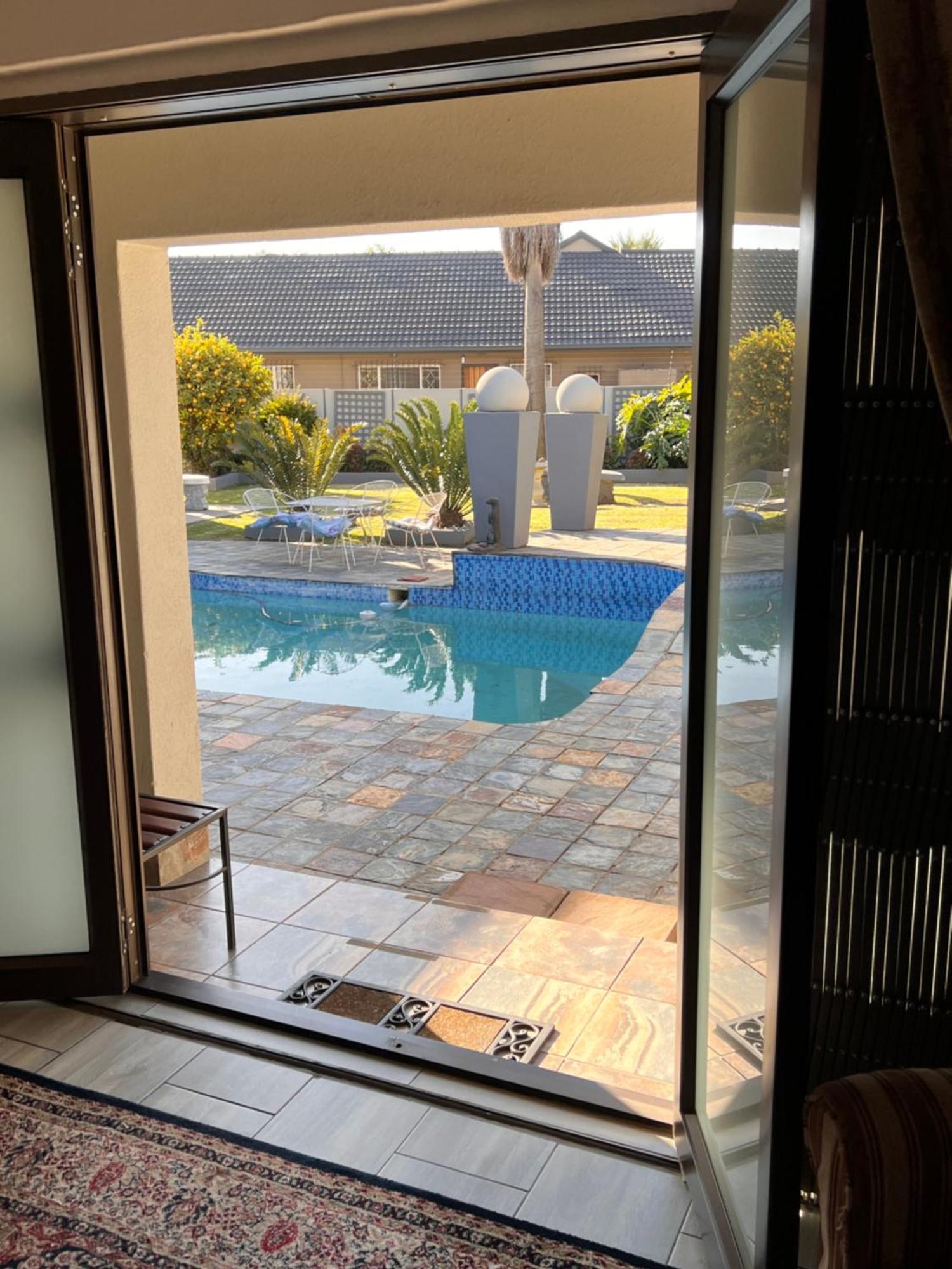 2 Op Terblanche Guesthouse 복스버그 외부 사진